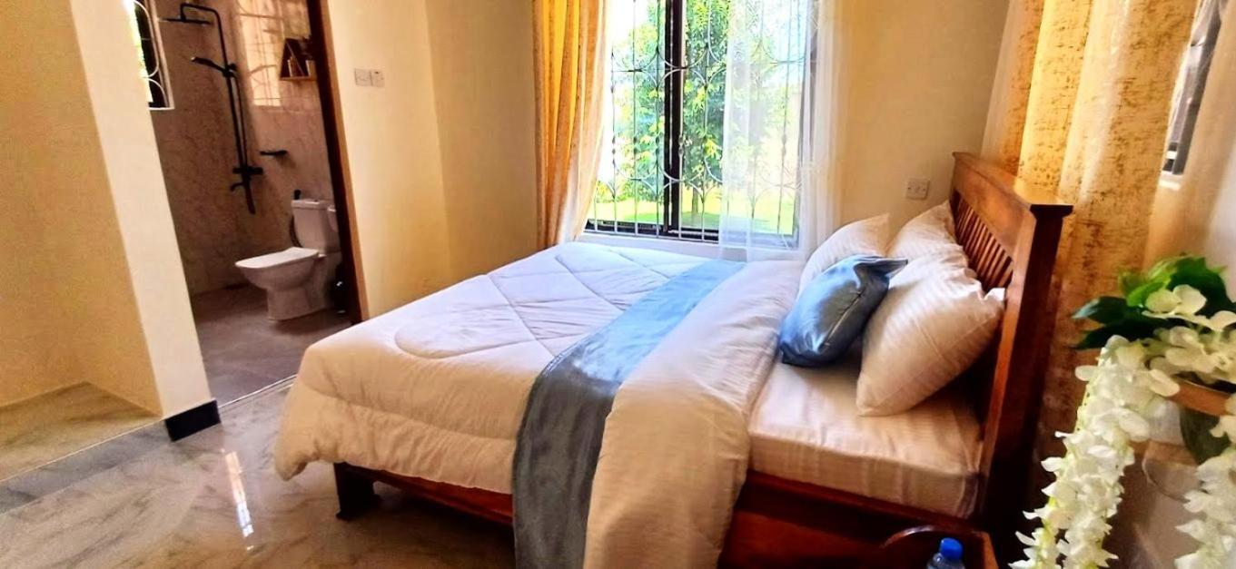 Safi House Bed & Breakfast Boma la Ngombe Bagian luar foto