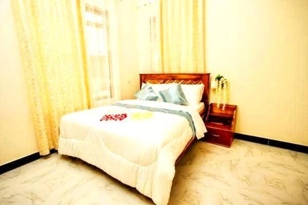 Safi House Bed & Breakfast Boma la Ngombe Bagian luar foto