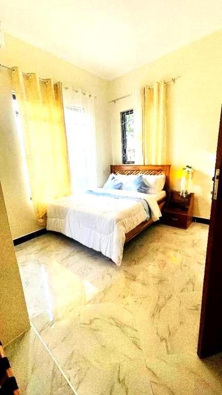 Safi House Bed & Breakfast Boma la Ngombe Bagian luar foto